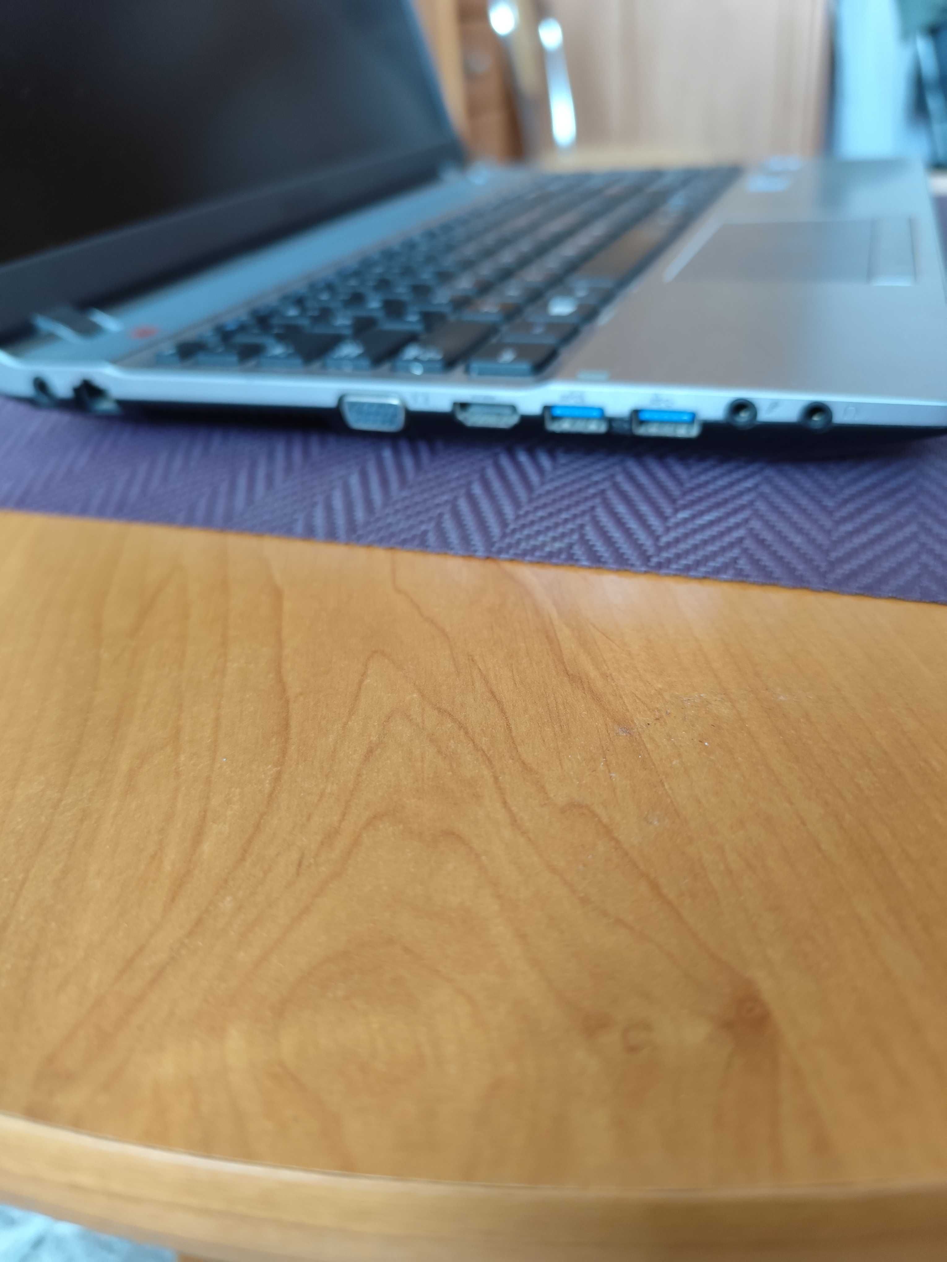 Laptop Samsung NP550P5C-S05PL 15,6"