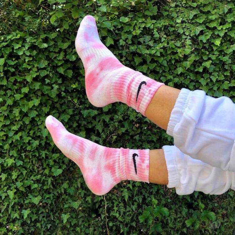 Носки Найк тайдай разноцветные/Nike высокие носки/ tie-dye Nike socks