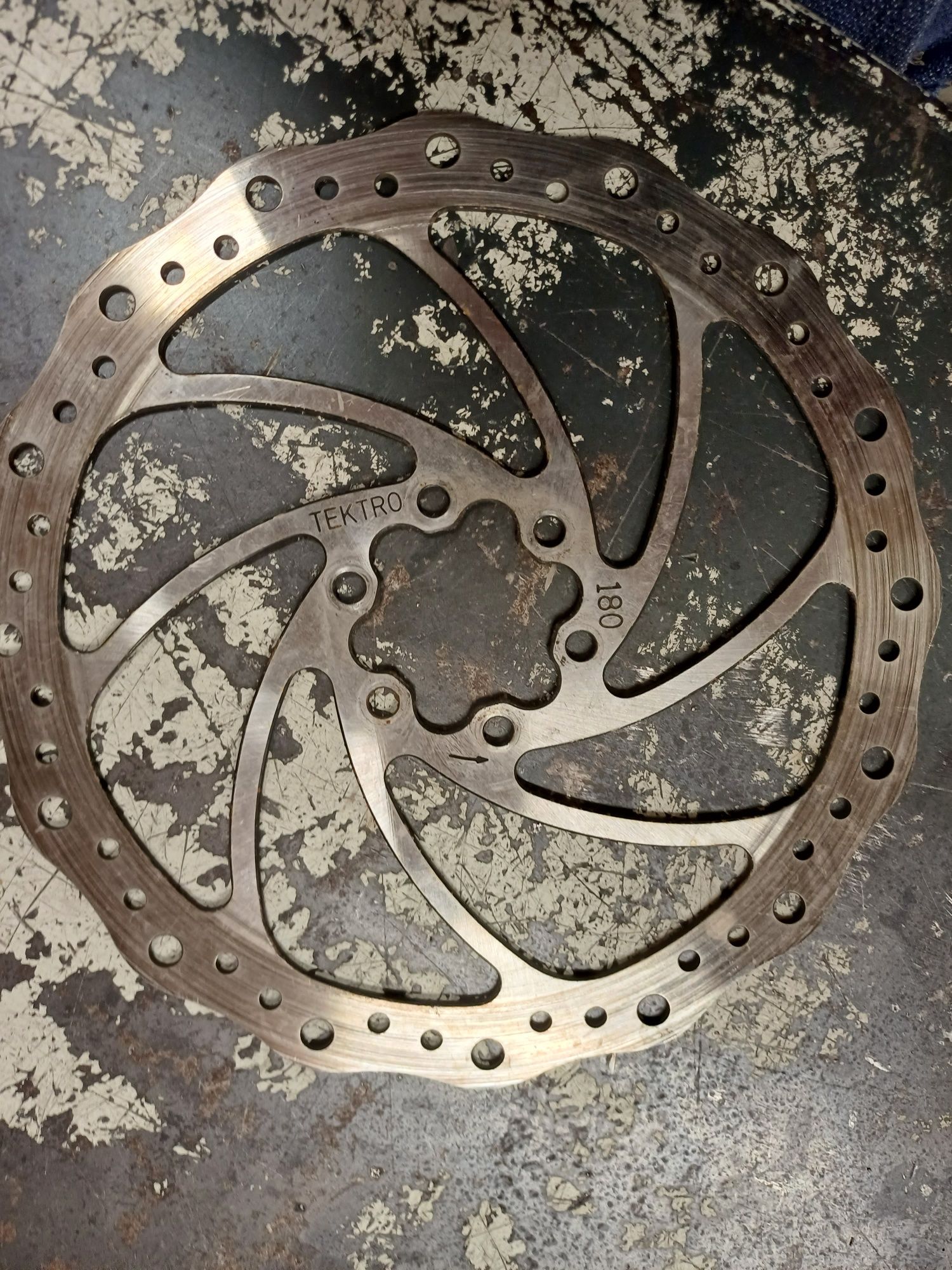 Tarcze rowerowe 180mm Tektro i Avid