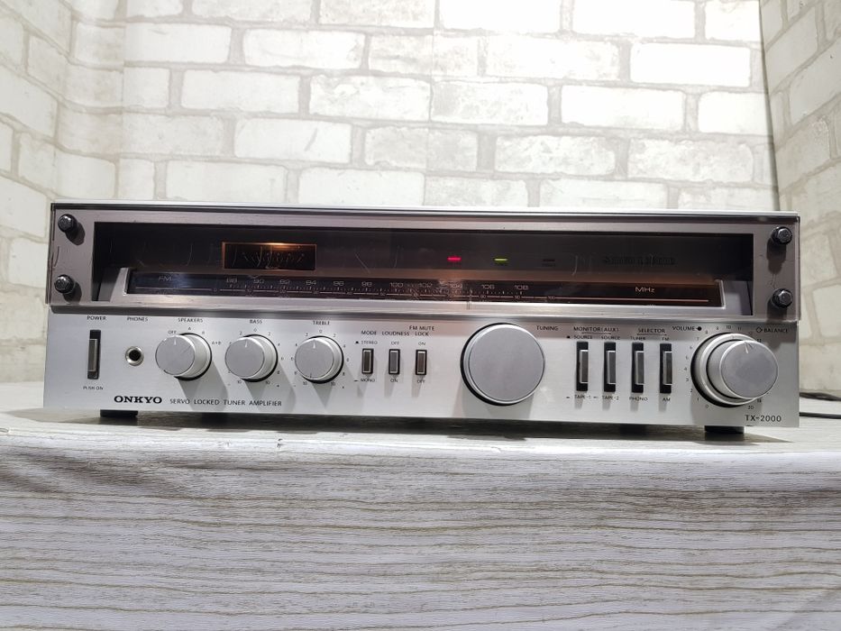 Стерео ресивер ONKYO TX-2000, *2x45 Вт, б/у з Німеччини