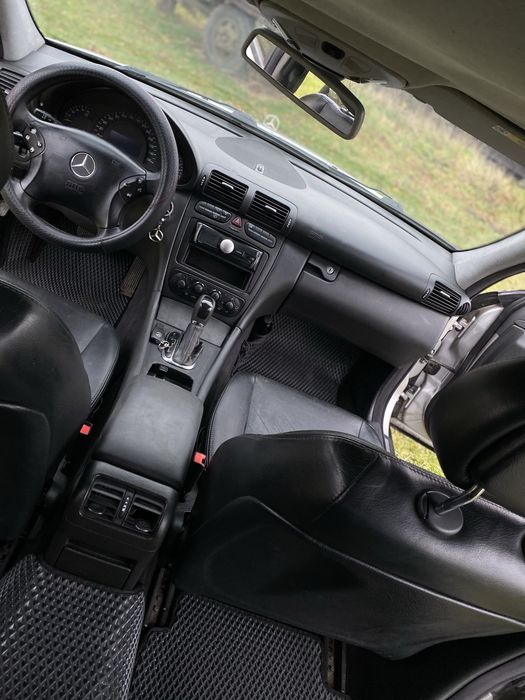 Продам Mersedes Benz c220