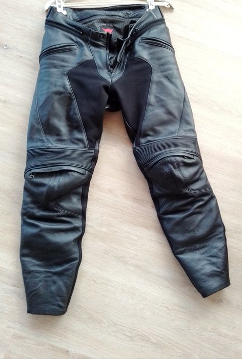 Calças em pele Dainese