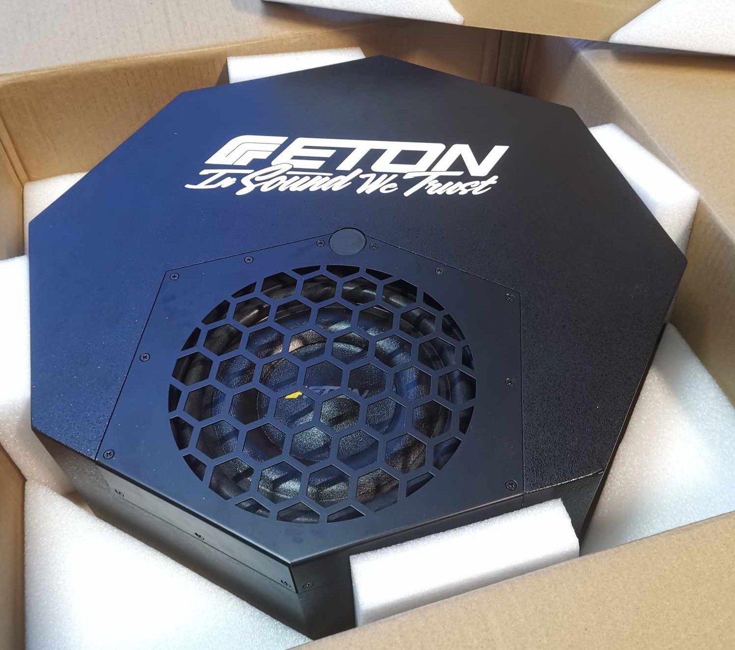 ETON RES 10 A - Subwoofer aktywny