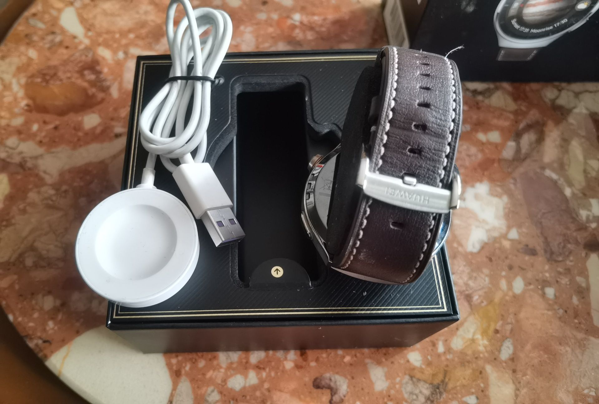 Huawei Watch 4 Pro Brazowy