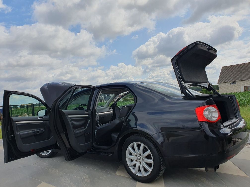 VW JETTA 2008r * * 2.0TDi * * Automat DSG $$ Bogate Wyposażenie $$