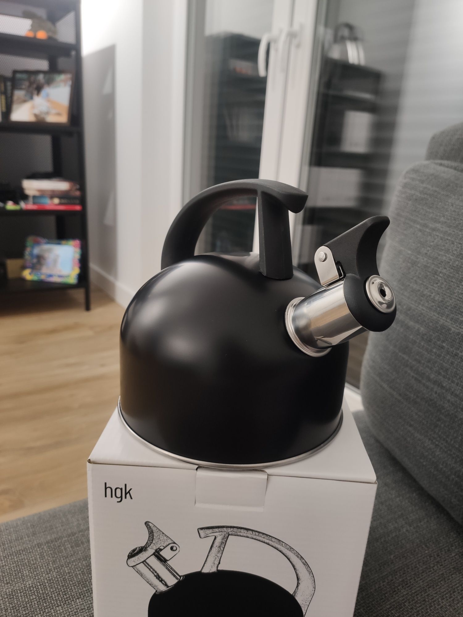 Nowe czajnik,1.5L, czarny (kissy black)