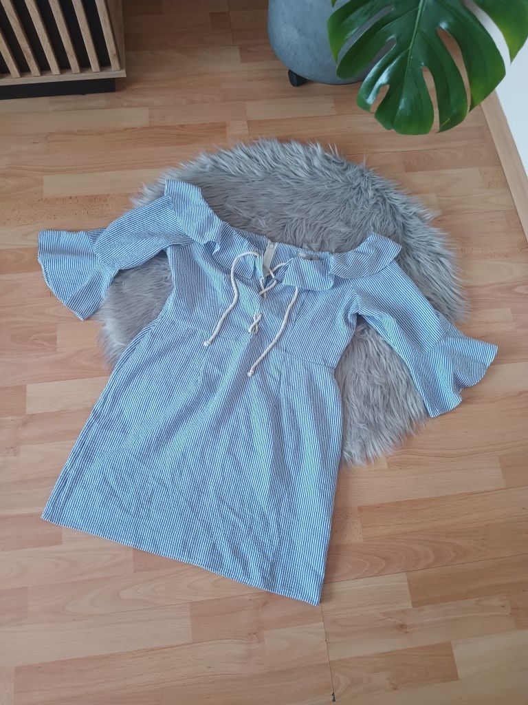 Piękna sukienka ASOS w paski hiszpanka zbufkami plus size xl baby blue