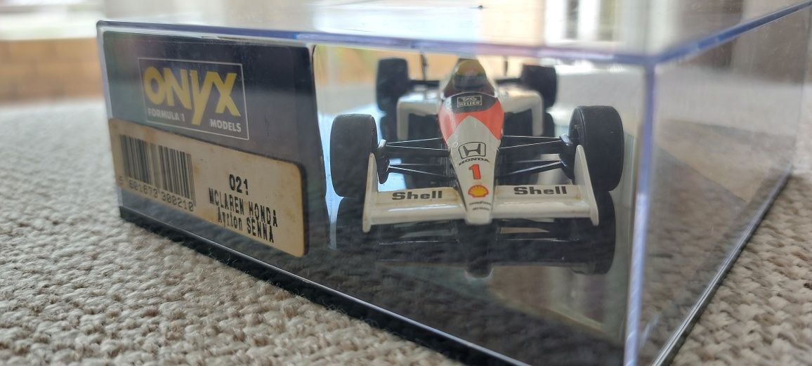 Miniatura F1 Maclaren Honda Ayrton Senna