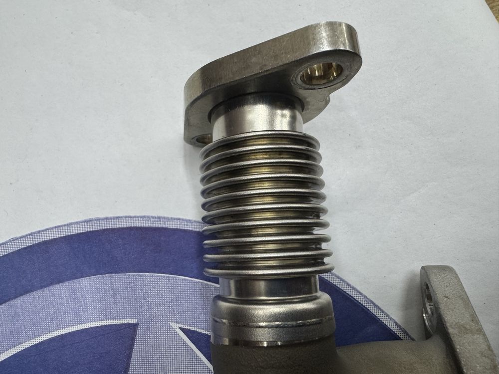 Трубка ЕГР EGR vw t6 t6.1 multivan caravelle 04L 131 521 BH