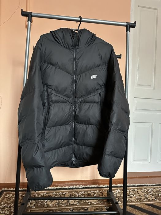 Пуховик, Зимова куртка Nike Sportswear Storm-Fit Windrunner Primaloft