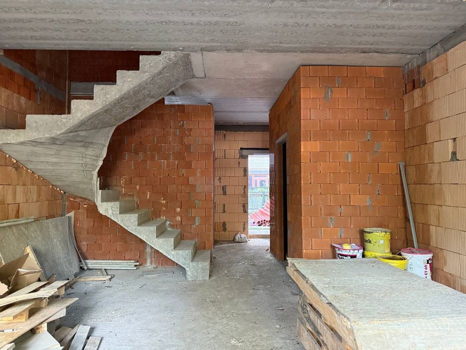 Таунхаус триповерхрвий Ірпінь Центр Розтермінування Центральні комунік