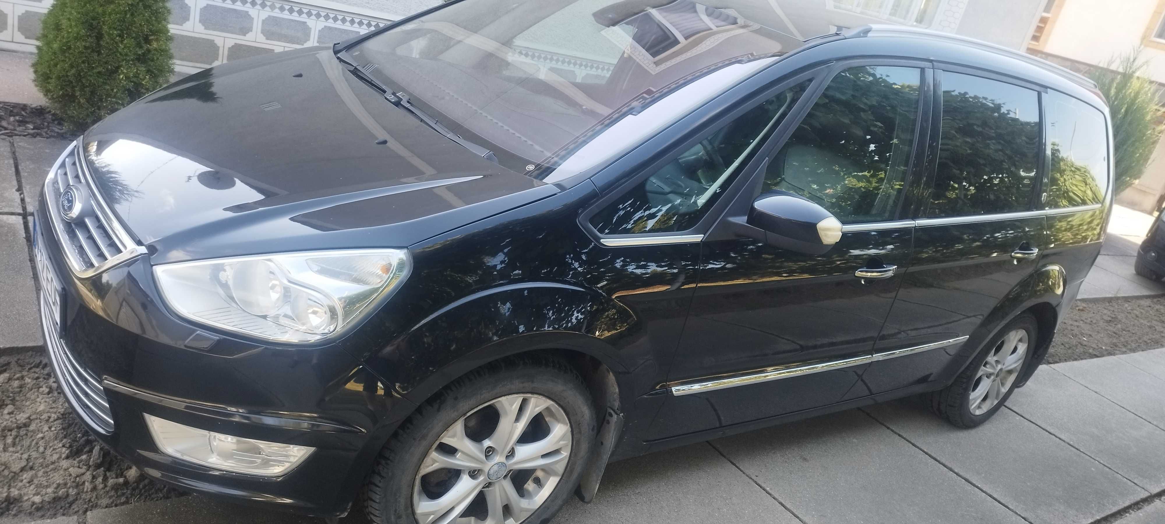 Ford Galaxy 2010год