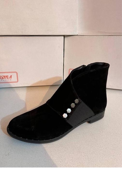 Осінні черевики з утепленям наутрвльний замш