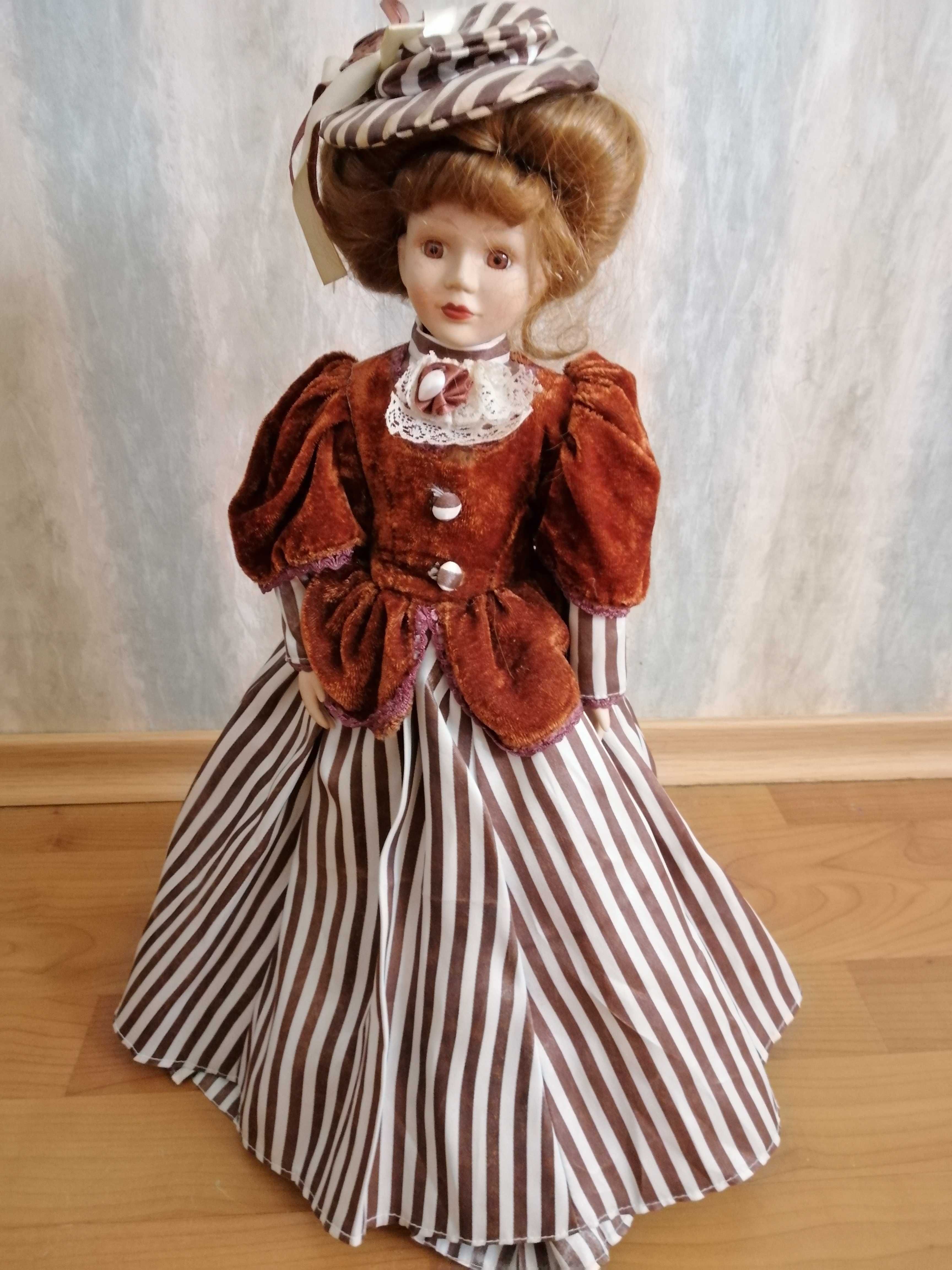 Вінтажна лялька колекційна