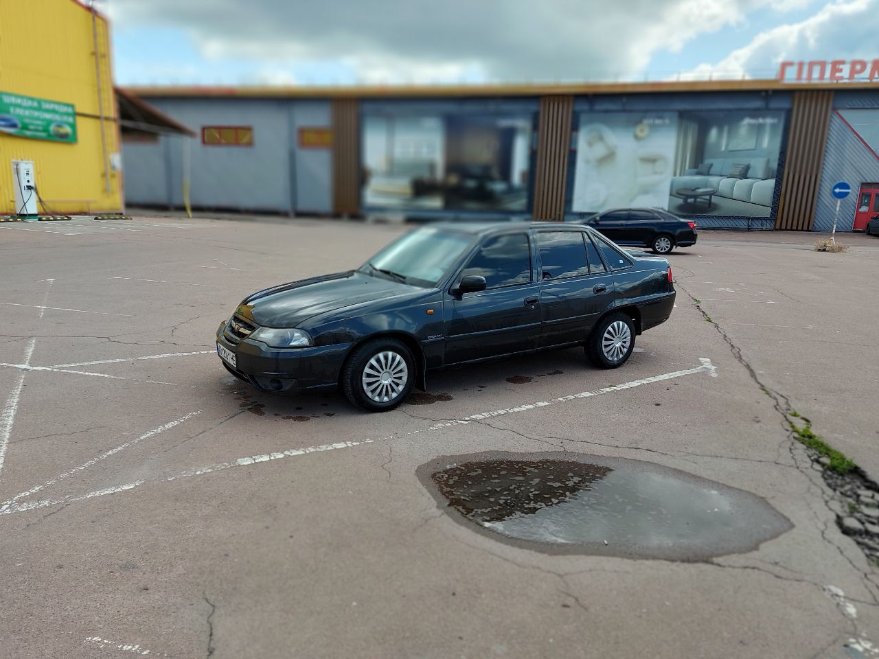 Daewoo nexia  обьєм двигуна 1.6 2012рік