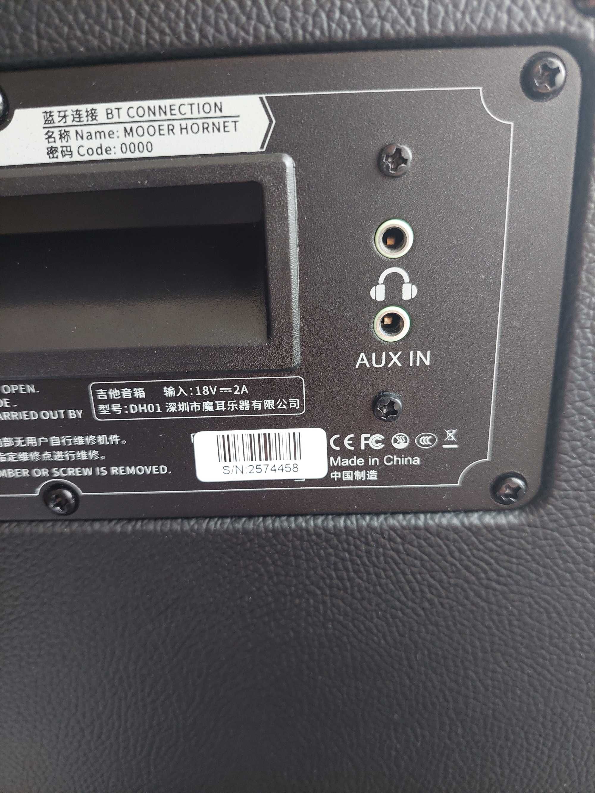 Комбопідсилювач MOOER HORNET Black (15W)