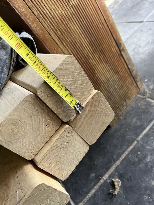 Barrotes madeira novos.