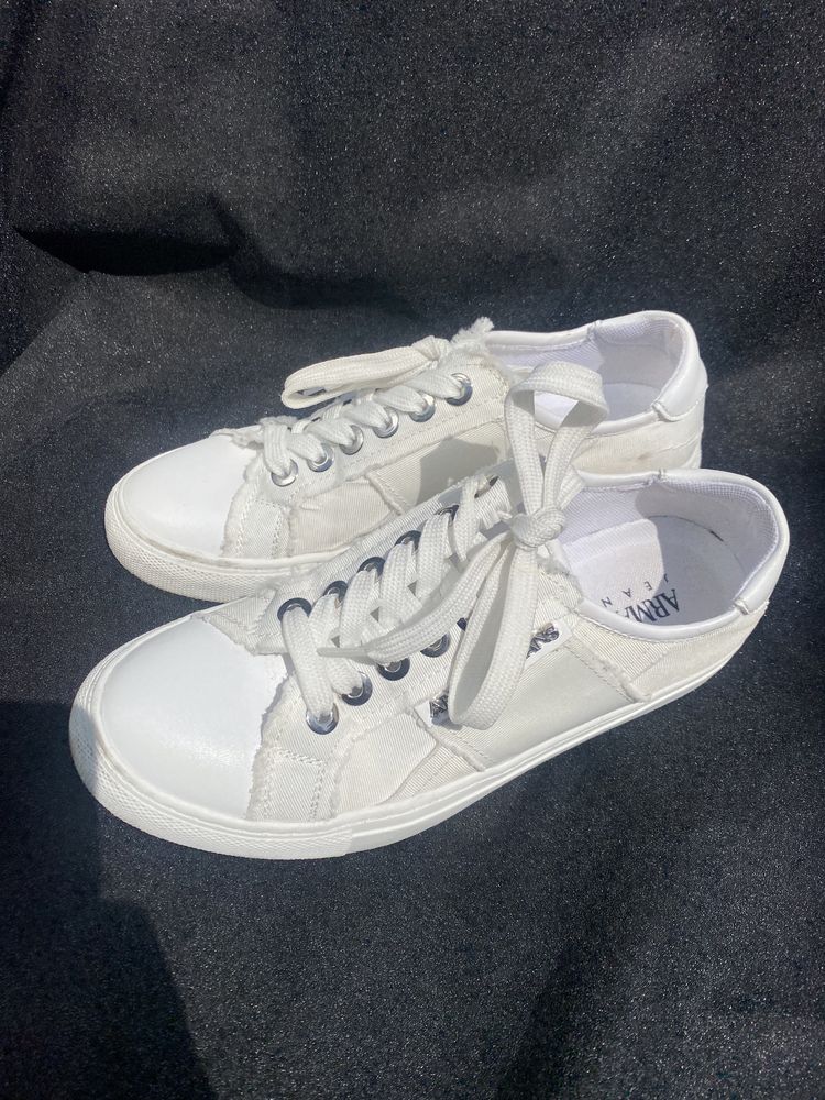 Продам кеди Armani