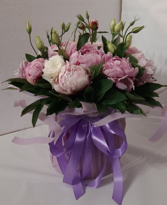 Тюльпан, роза, эустома оптом и розница.