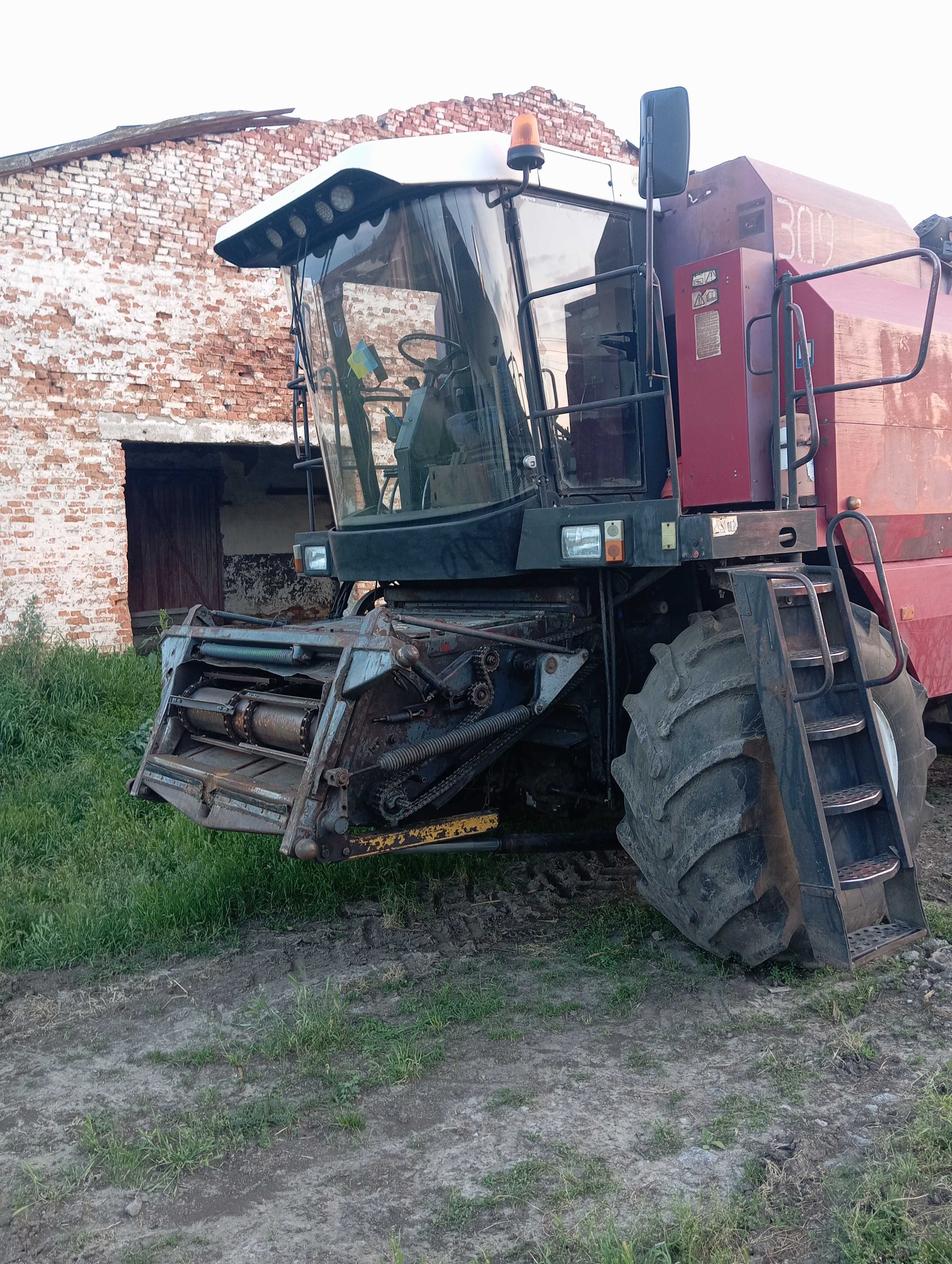 Продам комбайн полєсія 1218