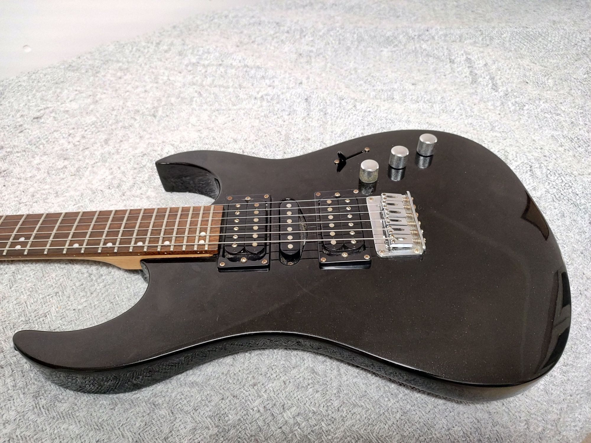 Samick Interceptor gitara elektryczna Superstrat Świetny instrument !!