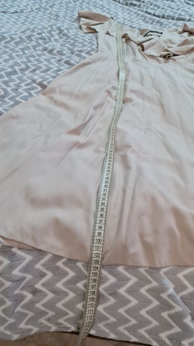 Ніжне, грайливе плаття