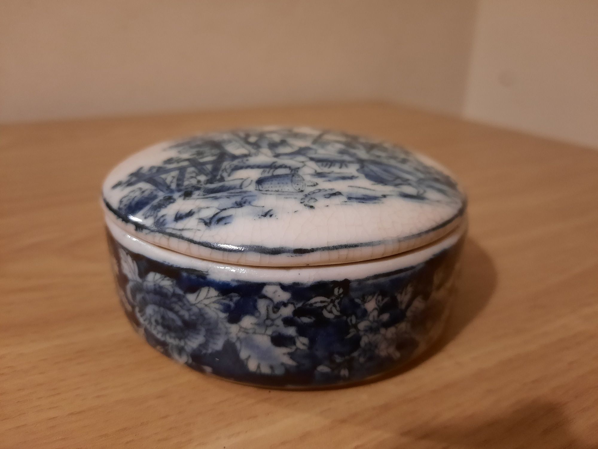 Caixa antiga porcelana Chinesa