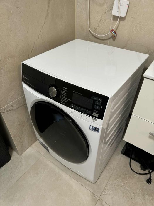 Pralko-suszarka Electrolux 900 DelicateCare 10kg/6kg