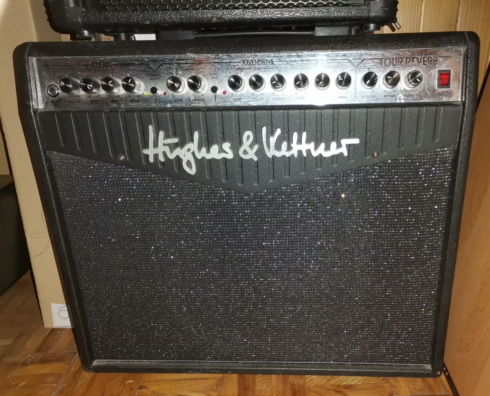 Hugles & Kettner wzmacniacz 100W Attax Series Tour Reverb