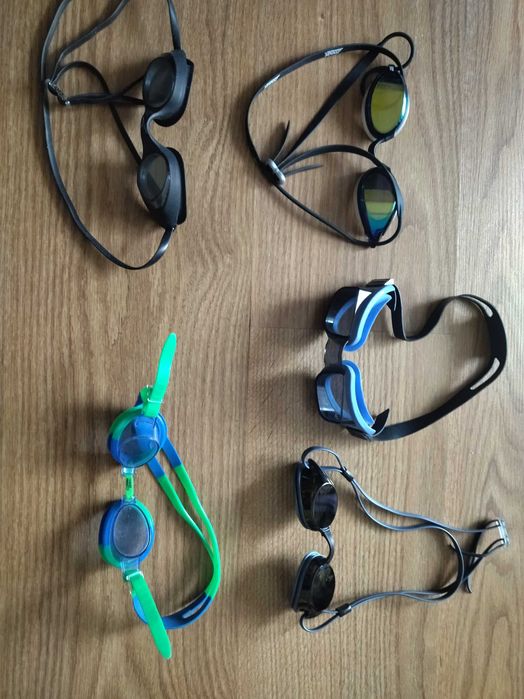 очки для плавания