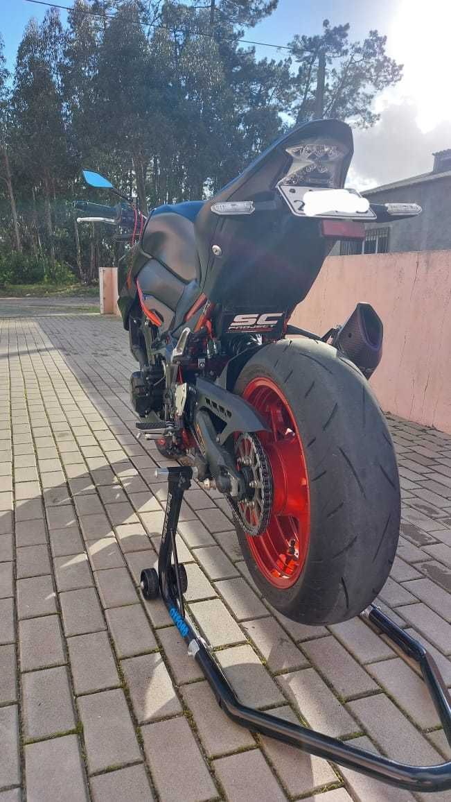 Kawazaki Z900 - Full Titaniun Sc Project