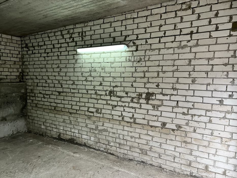 Капітальний гараж в центрі