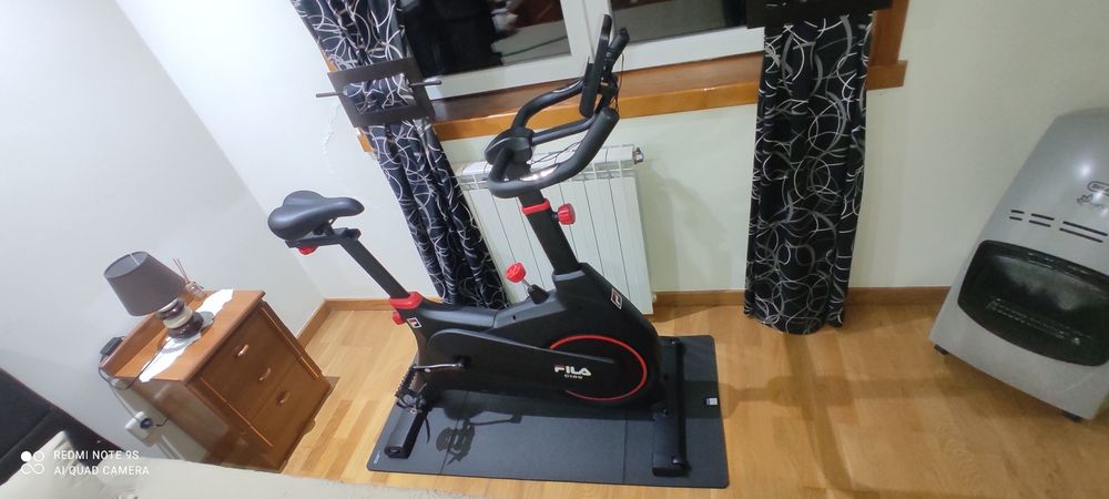 Bicicleta estática fila C100