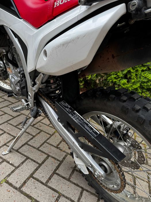 Honda CRF 250L  2014- użytkowana przez motocyklistkę - zarejestrowana