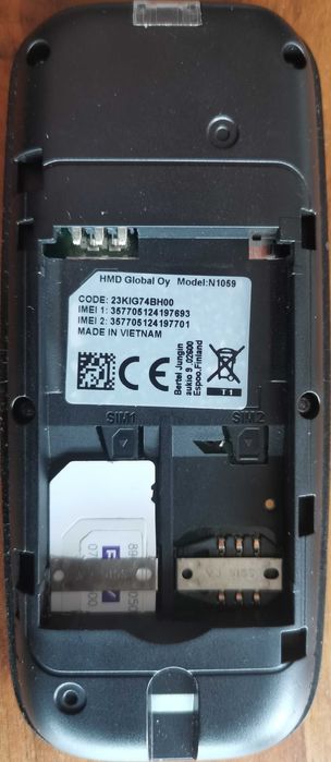 NOKIA         N-1059    KLASYCZNY   TELEFON        KOMÓRKOWY 2 X SIM !