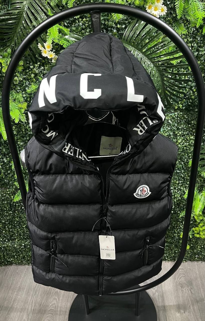 MONCLER РАСПРОДАЖА -40% Мужская черная жилетка безрукавка весна