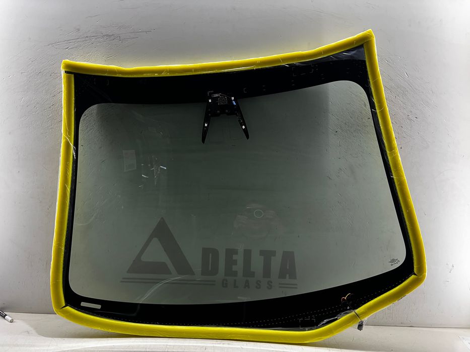 Tesla Model 3 Highland Вітрове скло з камерами 4-го автопілоту