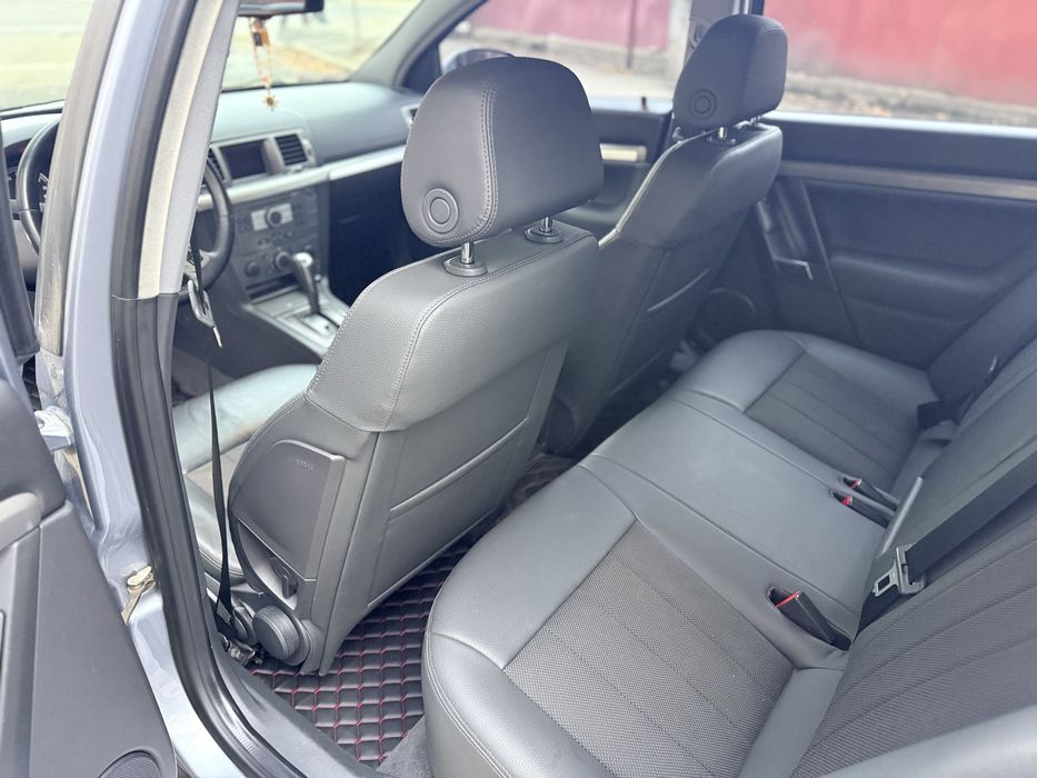 Opel Vectra 2008 2.2 газ/бензин