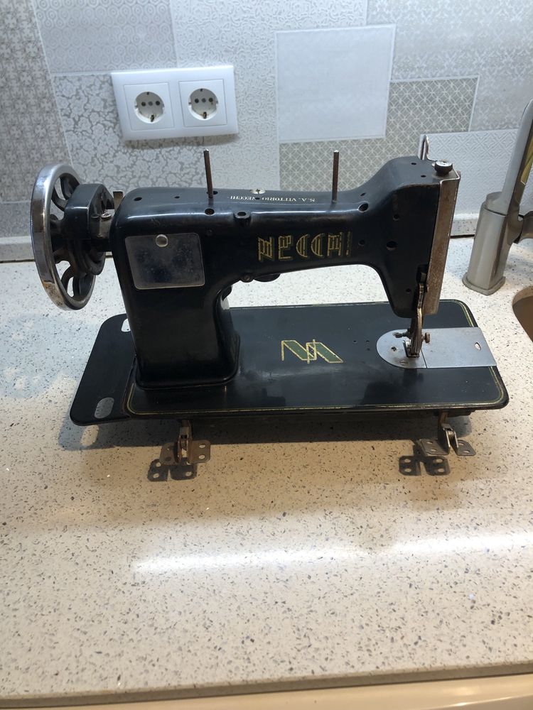 Maquina de costura