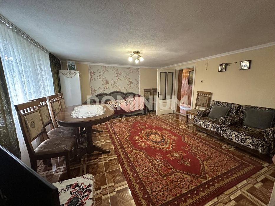 Продаж будинку  в с.Новобарово