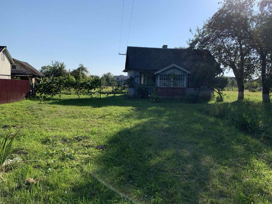 Продам ділянку 0.25га із старим деревяним будинком