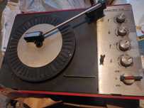 Gramofon WG-402 Stereo-Hit czerwony