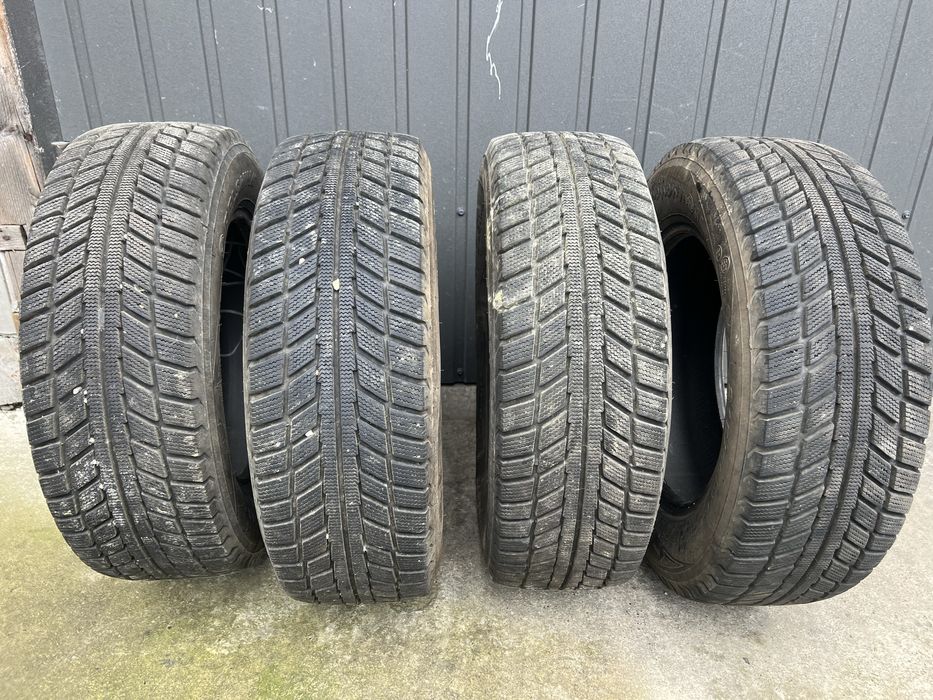 Рещина зима р16 215 :65