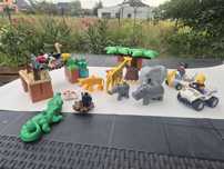 LEGO Duplo Safari Zoo + cyrkowy słoń i klaun – zwierzęta, pojazdy, lud
