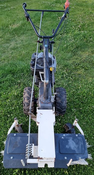 Zamiatarka odśnieżarka Silnik Briggs&Strattion