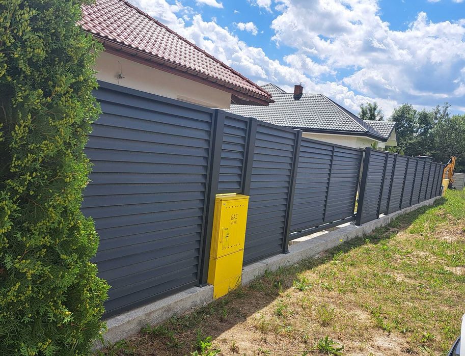 Brama przesuwna żaluzjowa 4000x1500 w komplecie monterskim