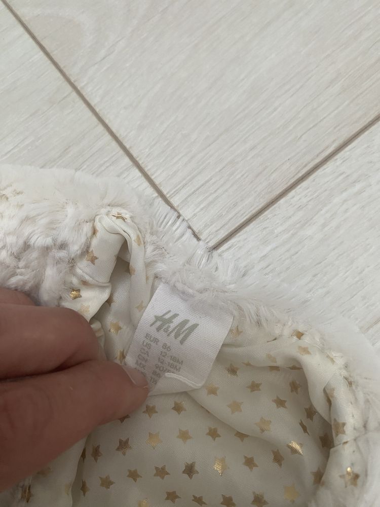 Komplet biala koszulka na ramiączkach /futrzana kamizelka 86 h&m /next