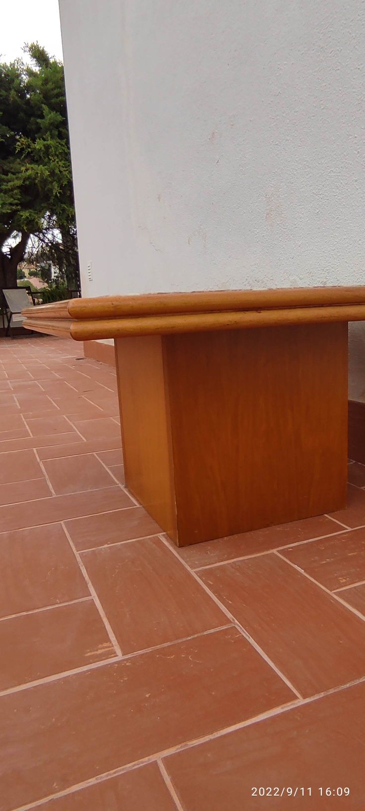 Mesa de apoio com mármore Olaio