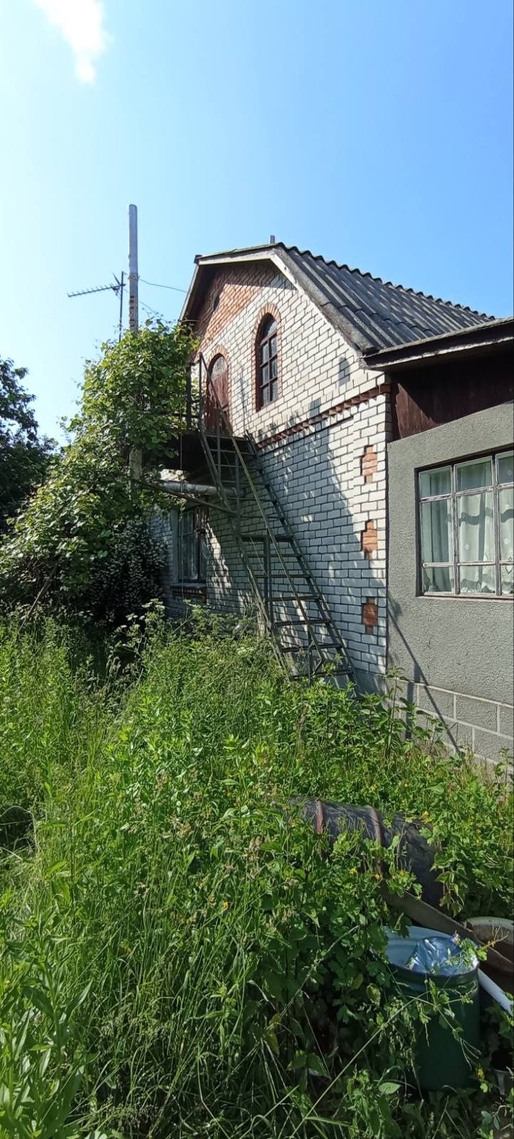 Продам будинок із зем.ділянкою 33 сотки або обміняю на 2-х кімн.кварти