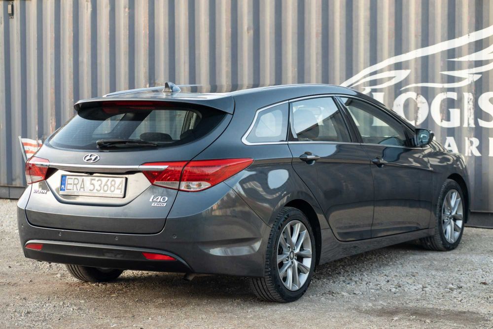 HYUNDAI i40 1.7CRDI 136KM * kamera cofania * LED * navi * zadbany